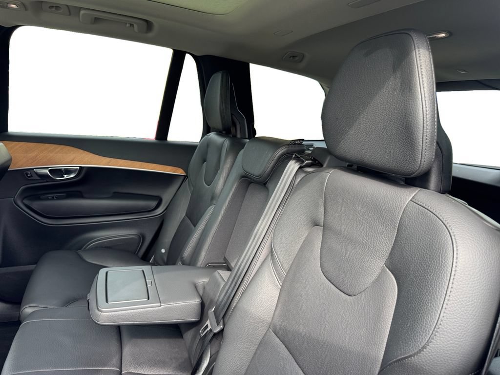 Certified 2023 Volvo XC90 B5 Plus w/ Protection Package Premier AWD/4WD image 24