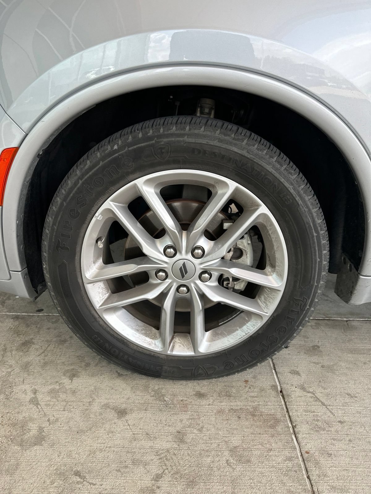 Used 2024 Dodge Durango GT RWD image 3