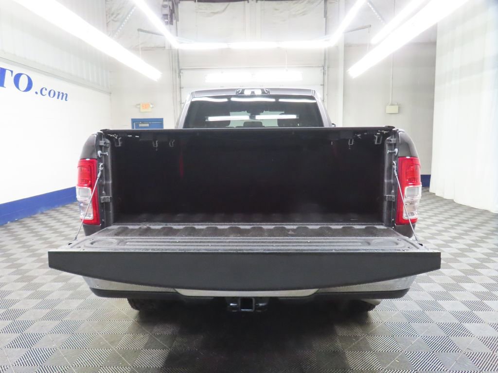 Used 2024 RAM 2500 Big Horn AWD/4WD image 39