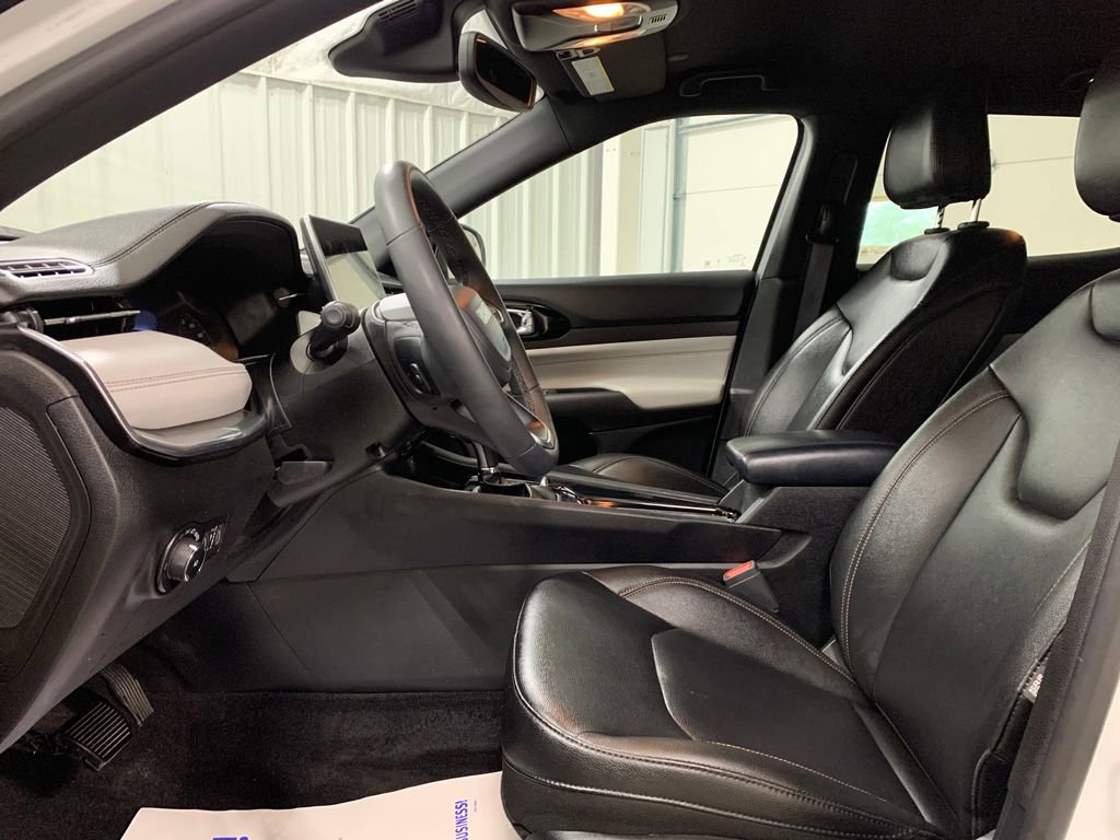 Used 2024 Jeep Compass Limited AWD/4WD image 15