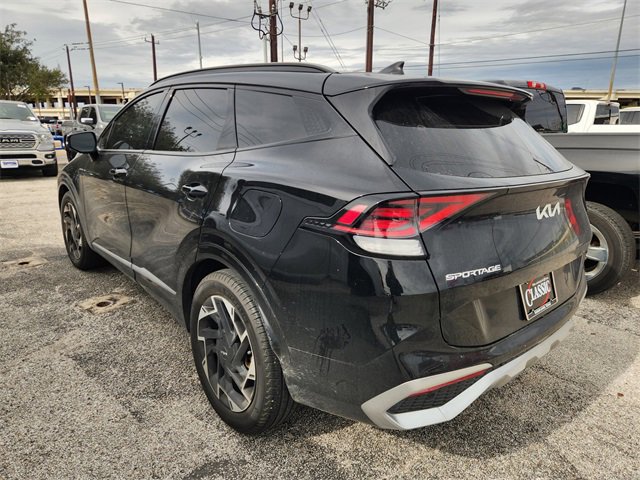 Used 2023 Kia Sportage SX image 4