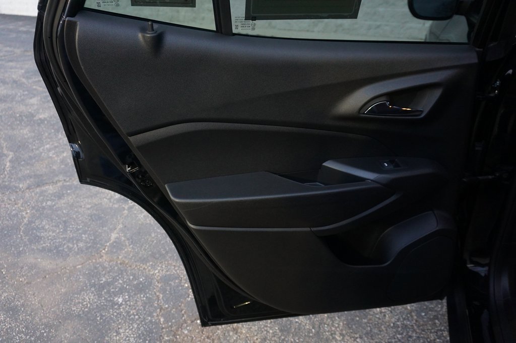 Certified 2024 Chevrolet Trax LT w/ LT Convenience Package image 24