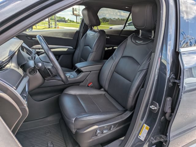 Used 2021 Cadillac XT4 Premium Luxury AWD/4WD image 12