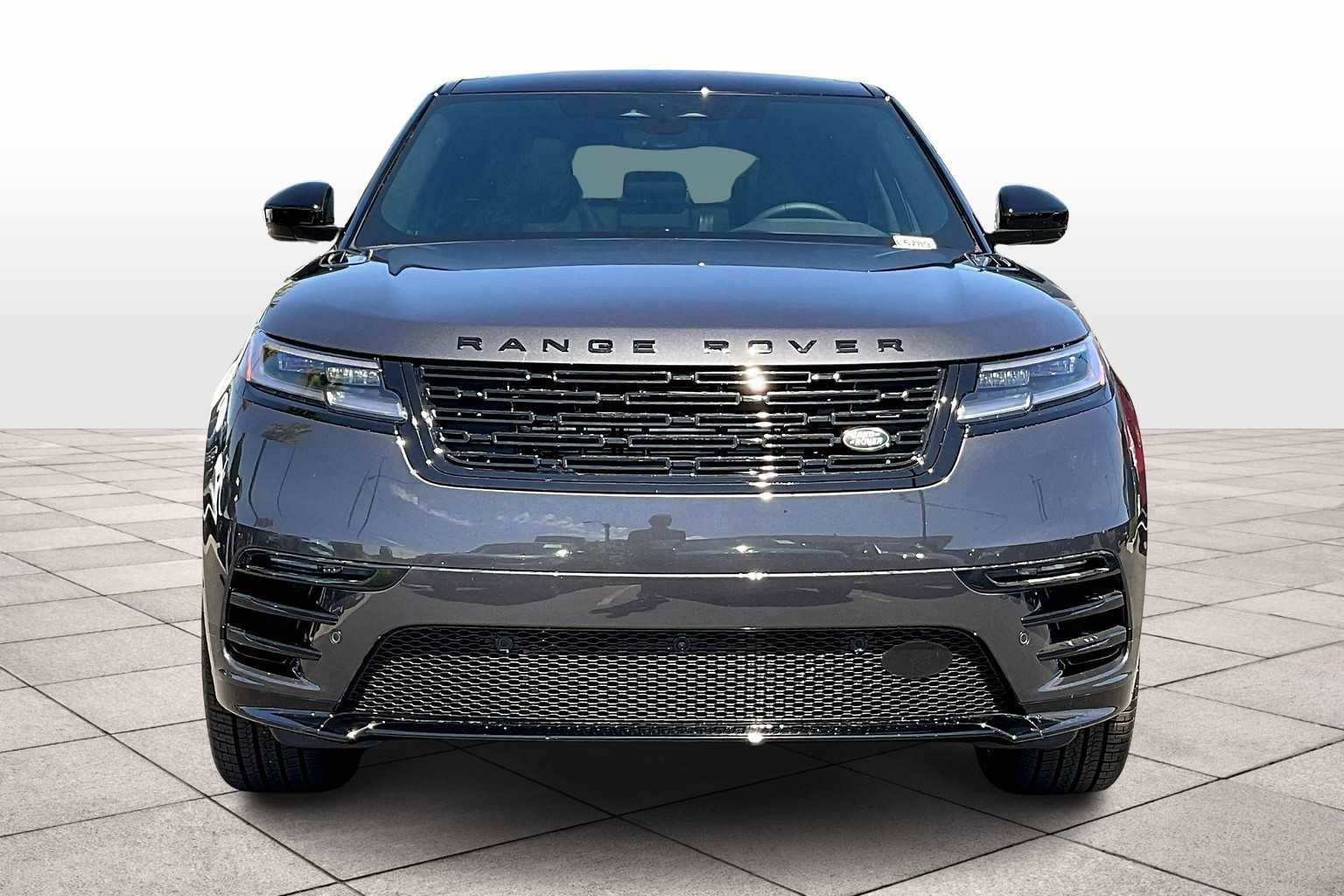 New 2026 Land Rover Range Rover Velar Dynamic SE image 3