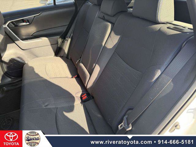Certified 2023 Toyota RAV4 SE w/ Convenience Package AWD/4WD image 15