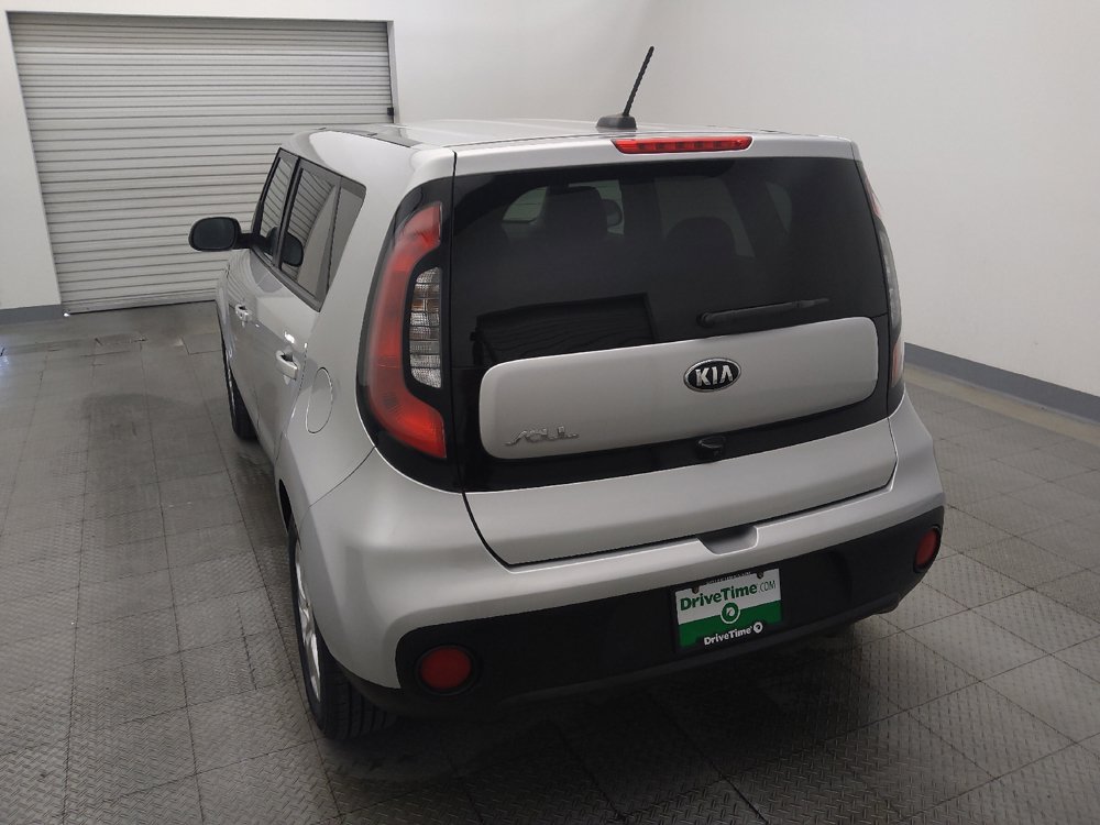 Used 2019 Kia Soul w/ Convenience Package FWD image 6