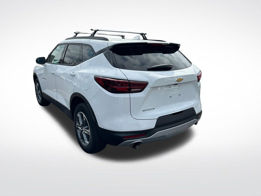 Used 2023 Chevrolet Blazer LT w/ Convenience Package image 3