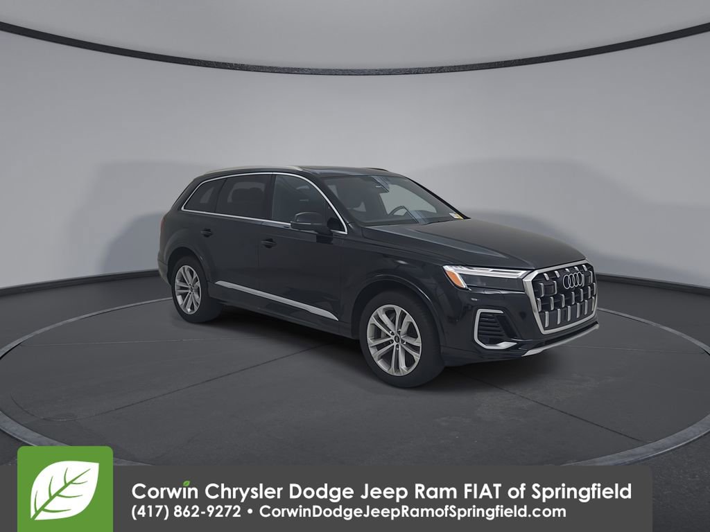 Used 2025 Audi Q7 3.0T Premium Plus AWD/4WD image 3
