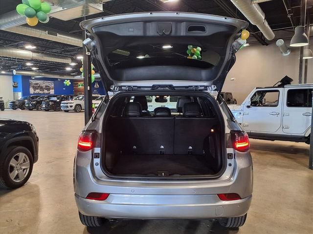 Used 2023 Jeep Compass High Altitude image 9