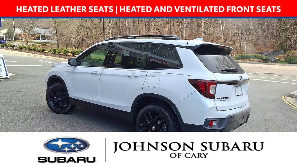 Used 2025 Honda Passport Black Edition image 7