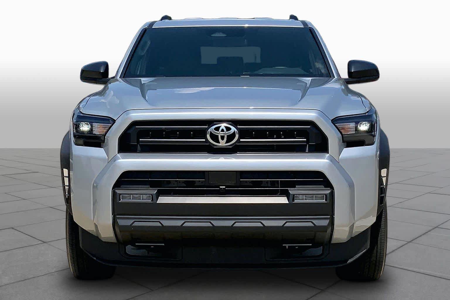 Used 2026 Toyota 4Runner SR5 AWD/4WD image 4