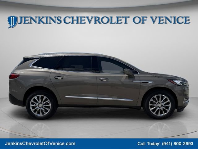 Used 2020 Buick Enclave Premium image 3