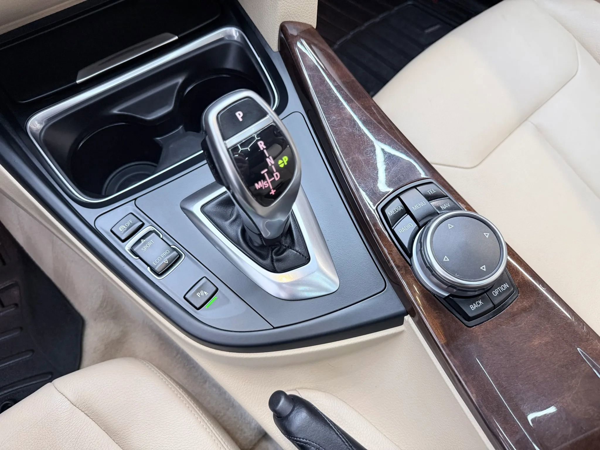 Used 2015 BMW 328d xDrive Wagon image 20