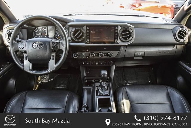 Used 2020 Toyota Tacoma TRD Sport w/ Technology Package RWD image 12