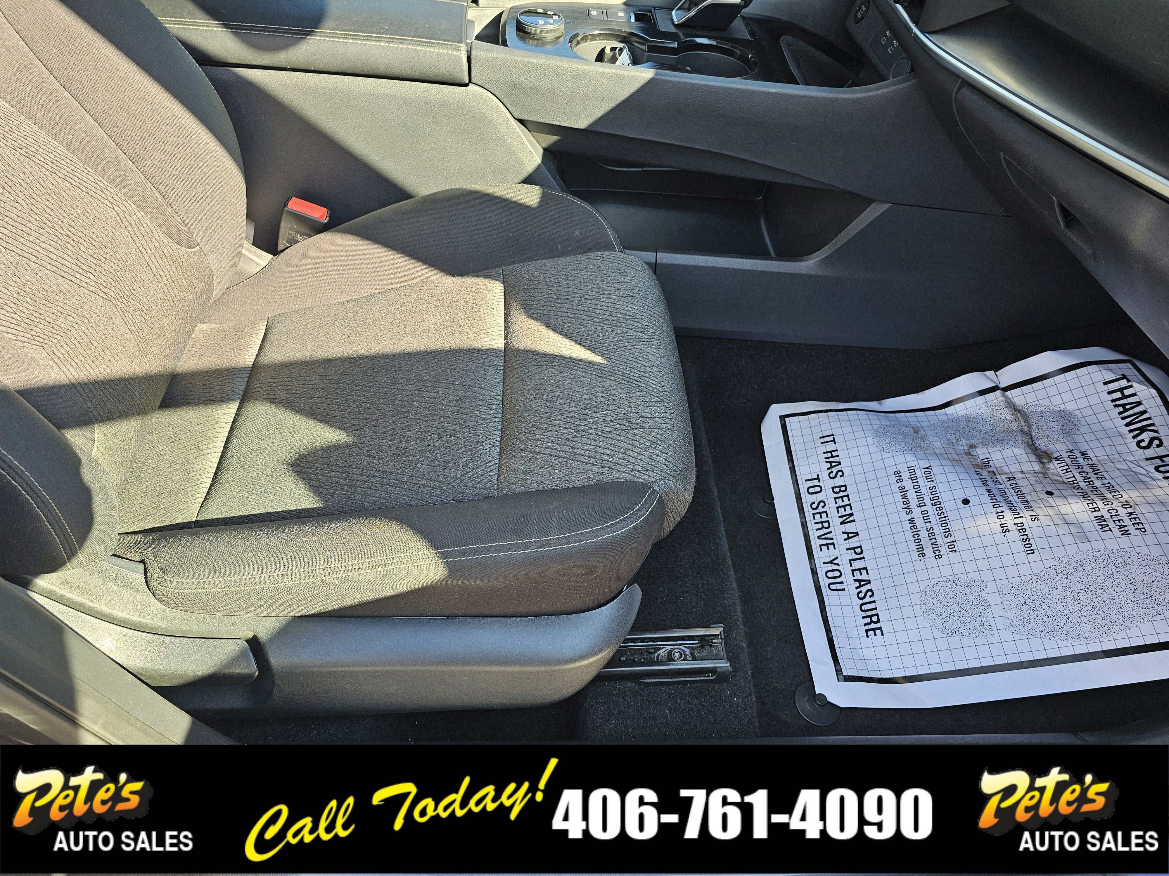 Used 2025 Nissan Rogue SV image 18