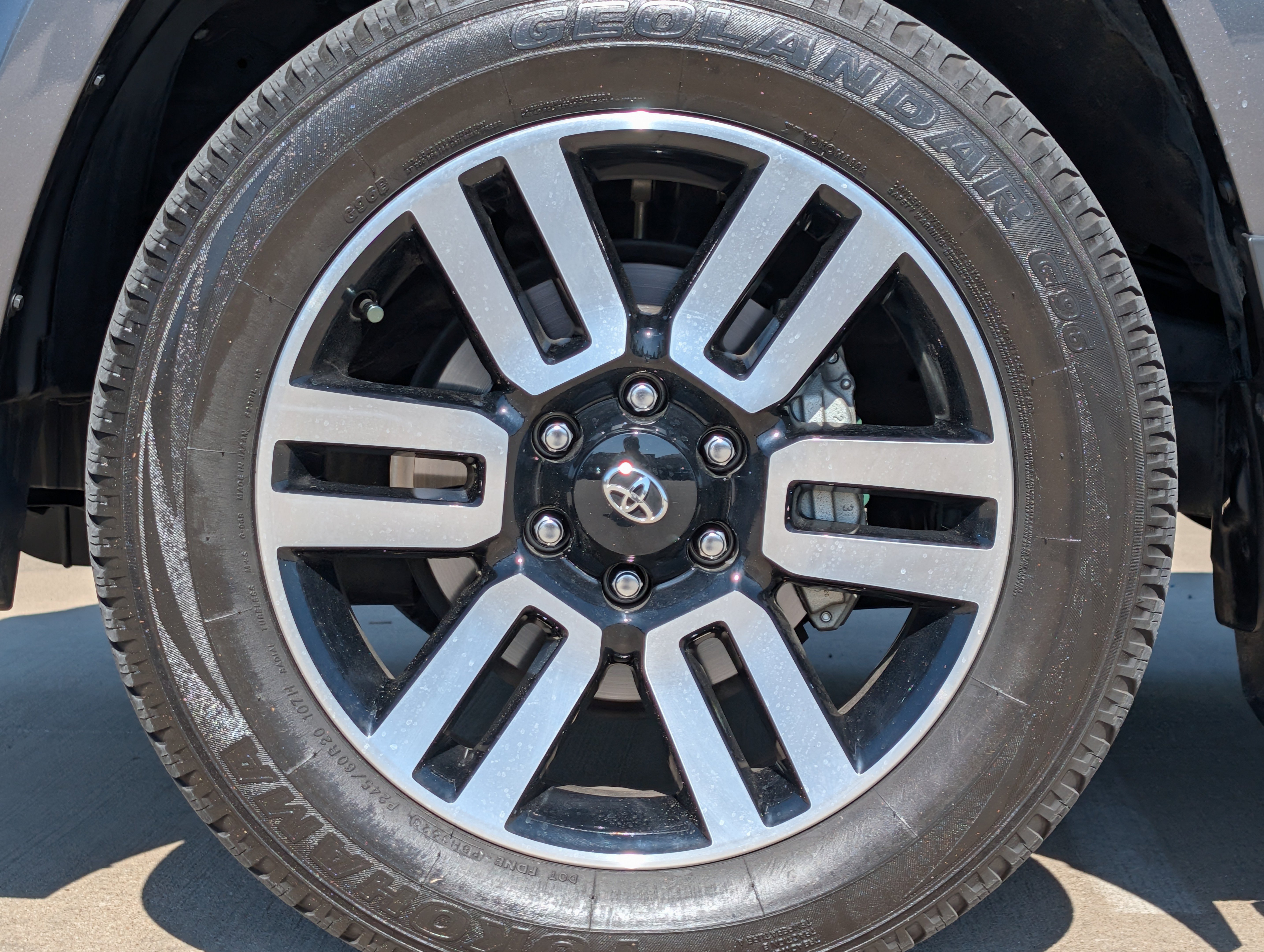 Used 2023 Toyota 4Runner Limited AWD/4WD image 12