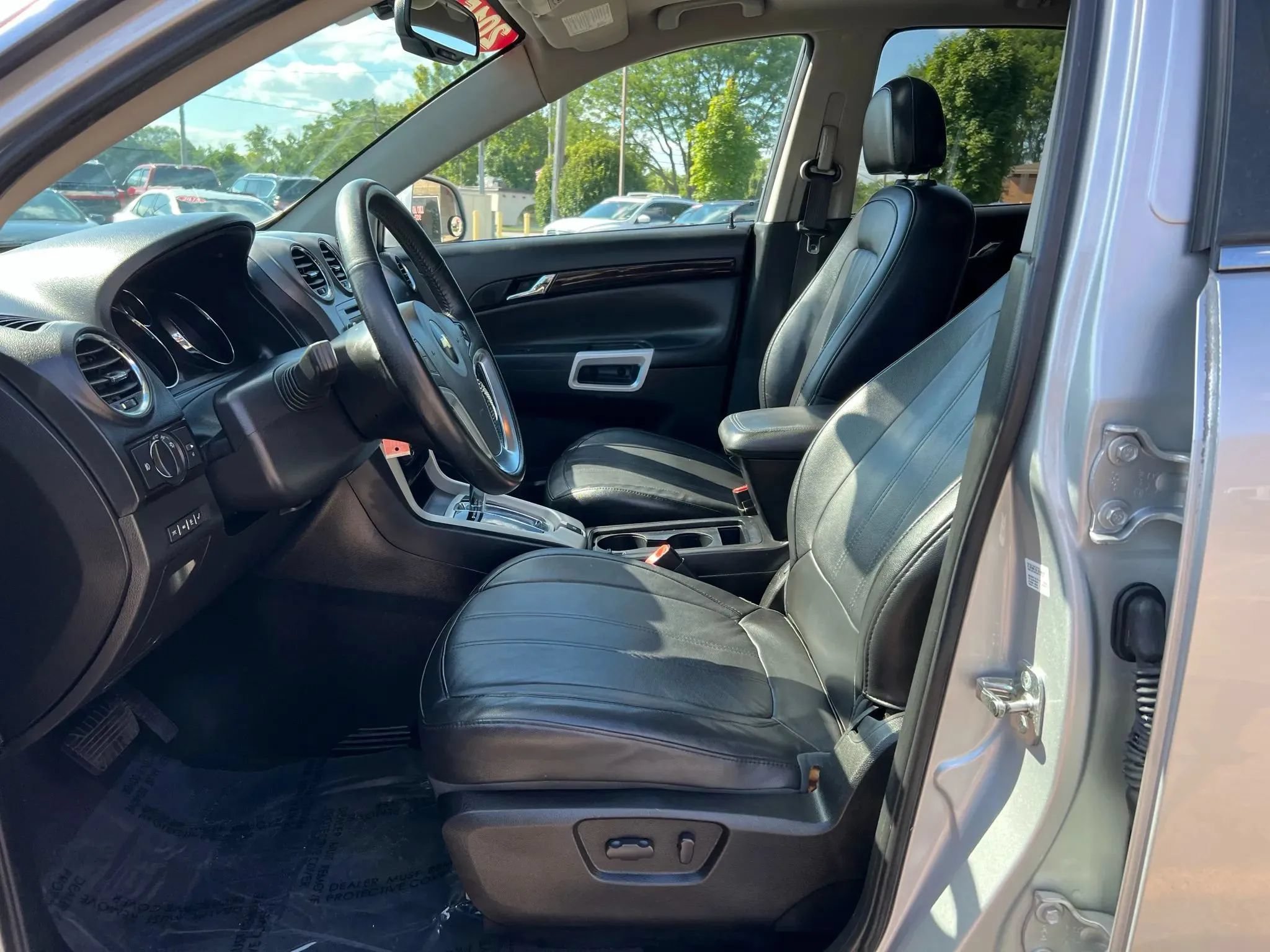Used 2015 Chevrolet Captiva Sport LTZ FWD image 15