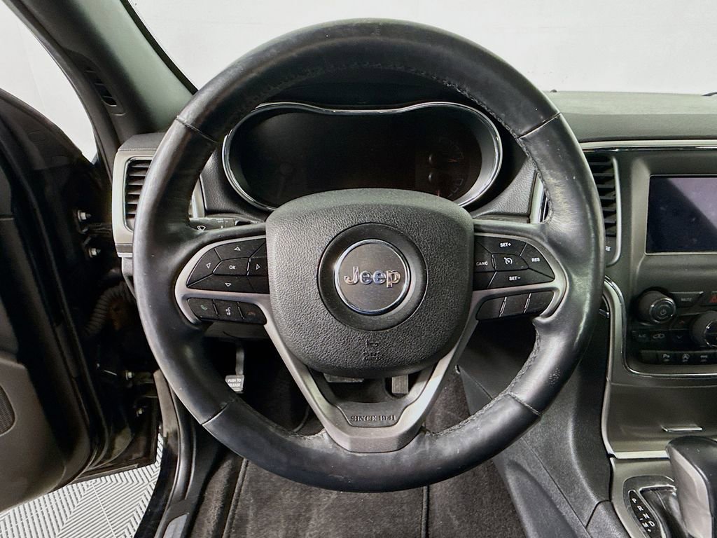 Used 2018 Jeep Grand Cherokee Limited image 11