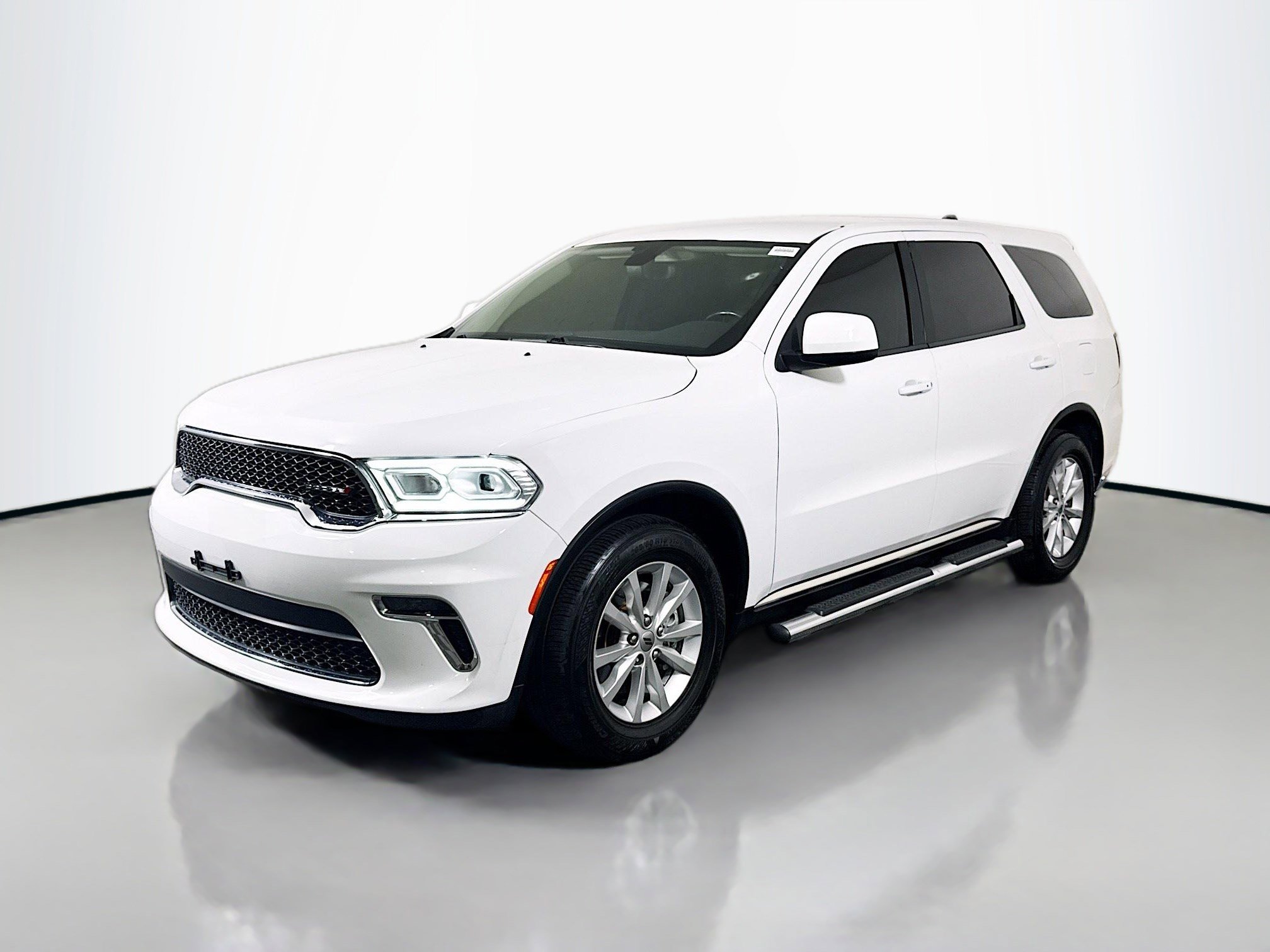 Used 2021 Dodge Durango SXT image 4