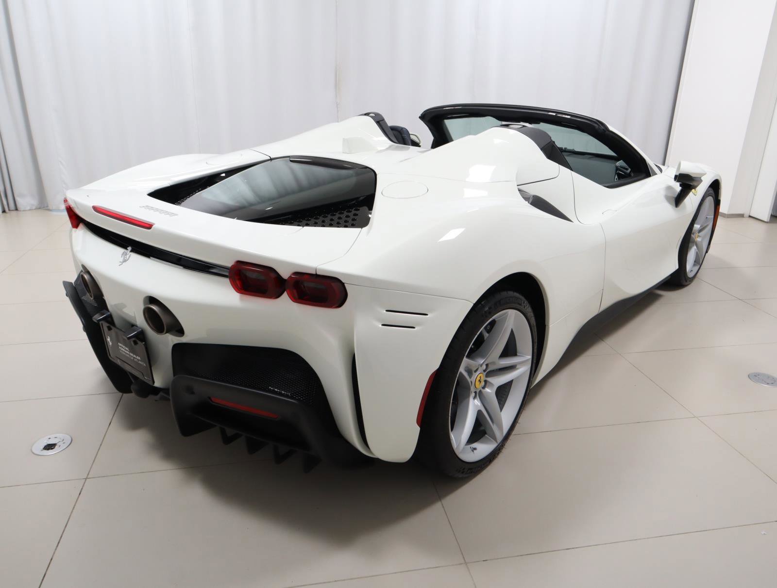 Certified 2025 Ferrari SF90 Spider AWD/4WD image 9