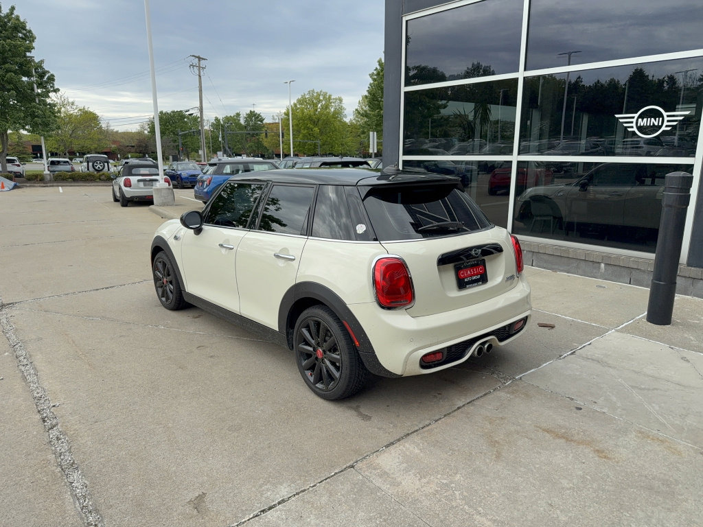 Used 2018 MINI Cooper S FWD image 3
