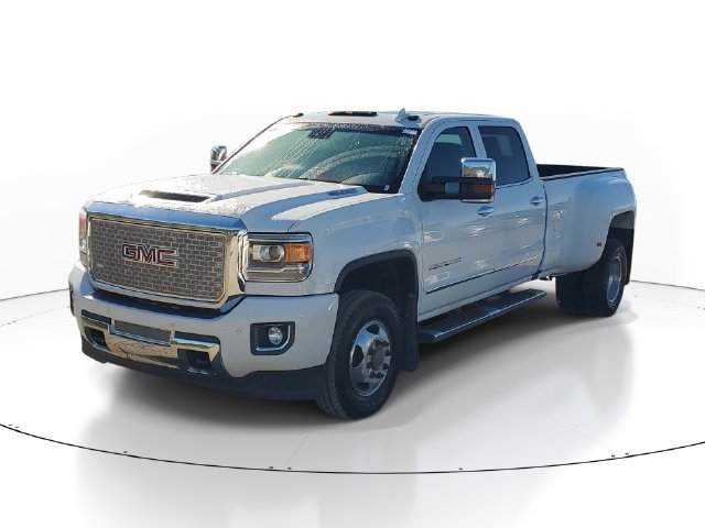 Used 2017 GMC Sierra 3500 Denali AWD/4WD image 2