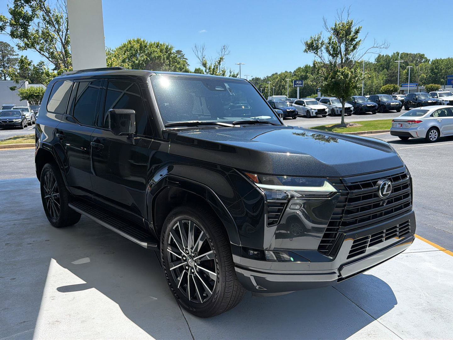 Certified 2025 Lexus GX 550 w/ Cold Area Package AWD/4WD image 8
