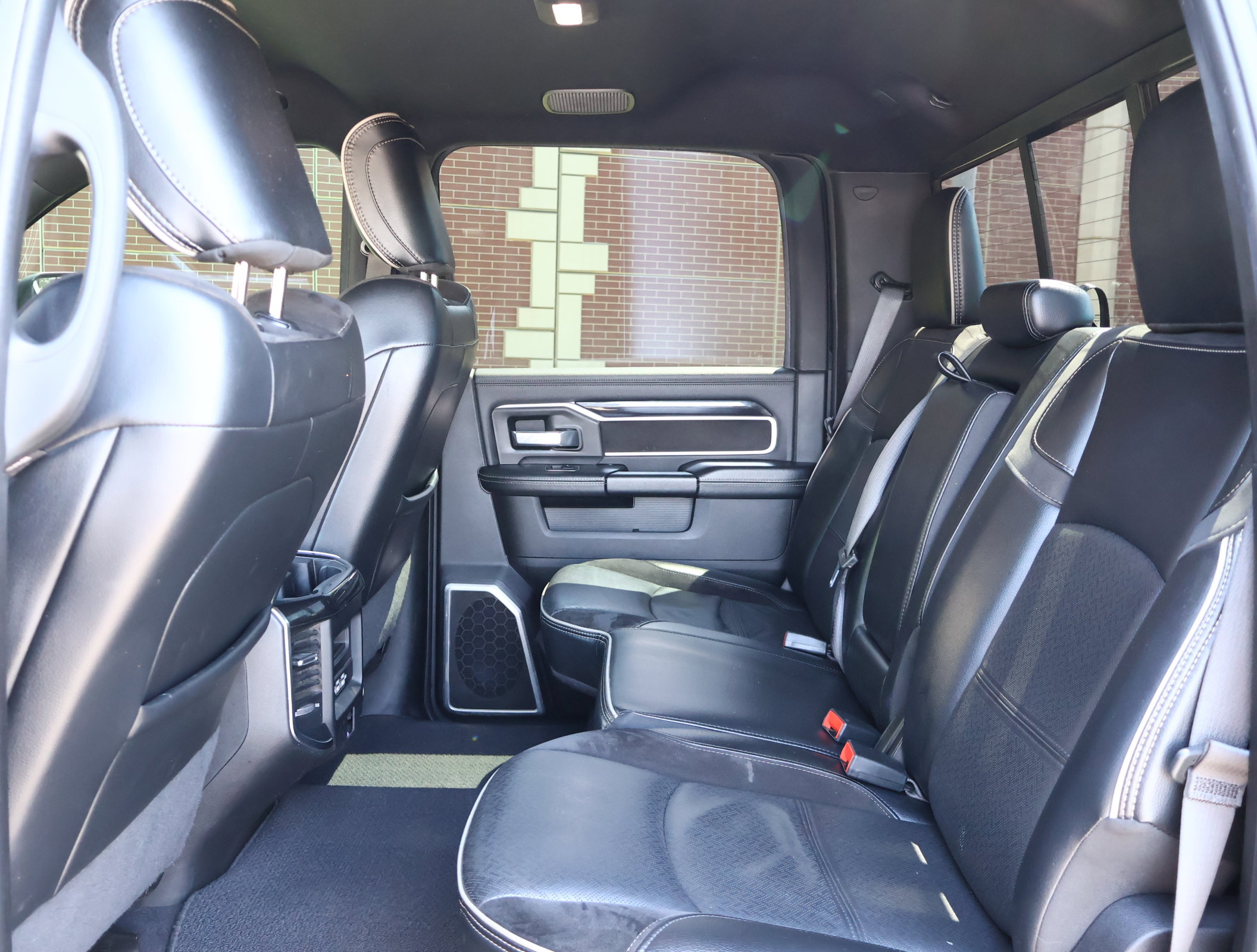 Used 2020 RAM 2500 Laramie w/ Night Edition AWD/4WD image 27
