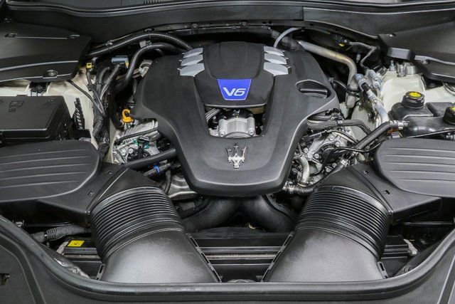 Used 2019 Maserati Levante S GranSport image 36