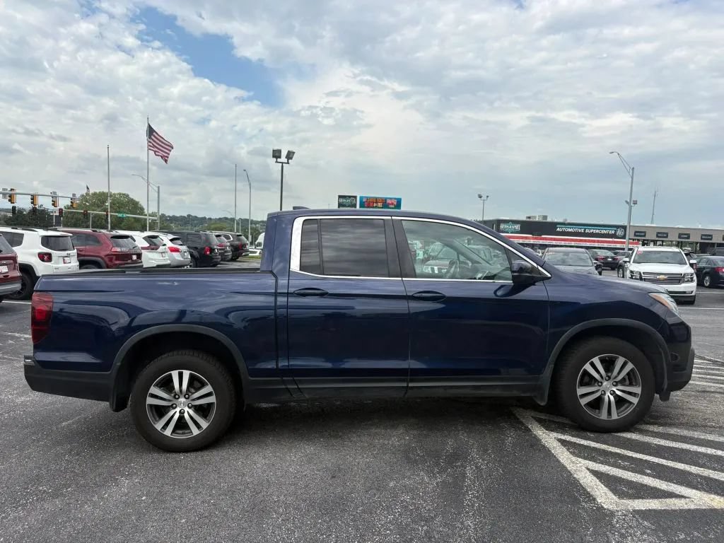 Used 2017 Honda Ridgeline RTS image 6