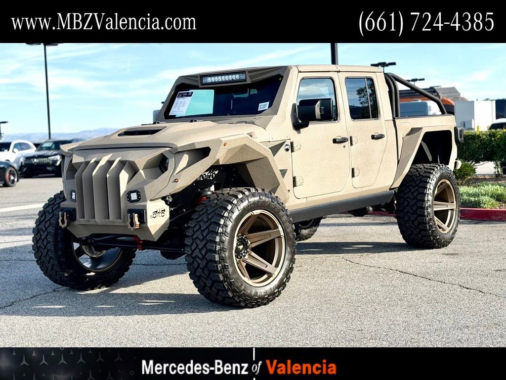 Used 2025 Jeep Gladiator Sport AWD/4WD image 1