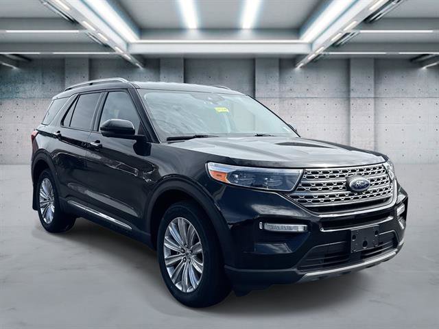 Certified 2022 Ford Explorer Limited w/ Limited Technology Package image 3