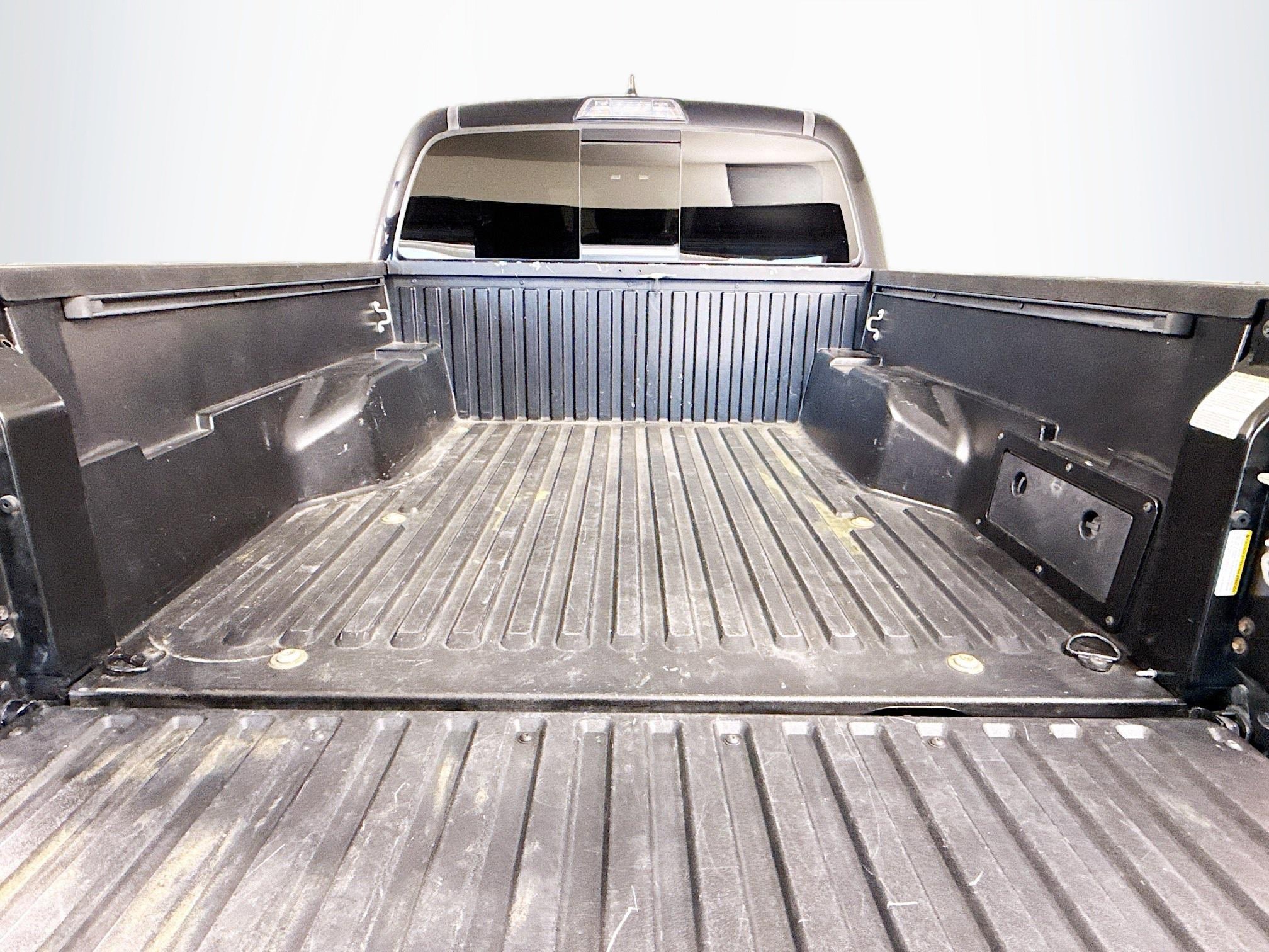 Used 2019 Toyota Tacoma SR5 image 34