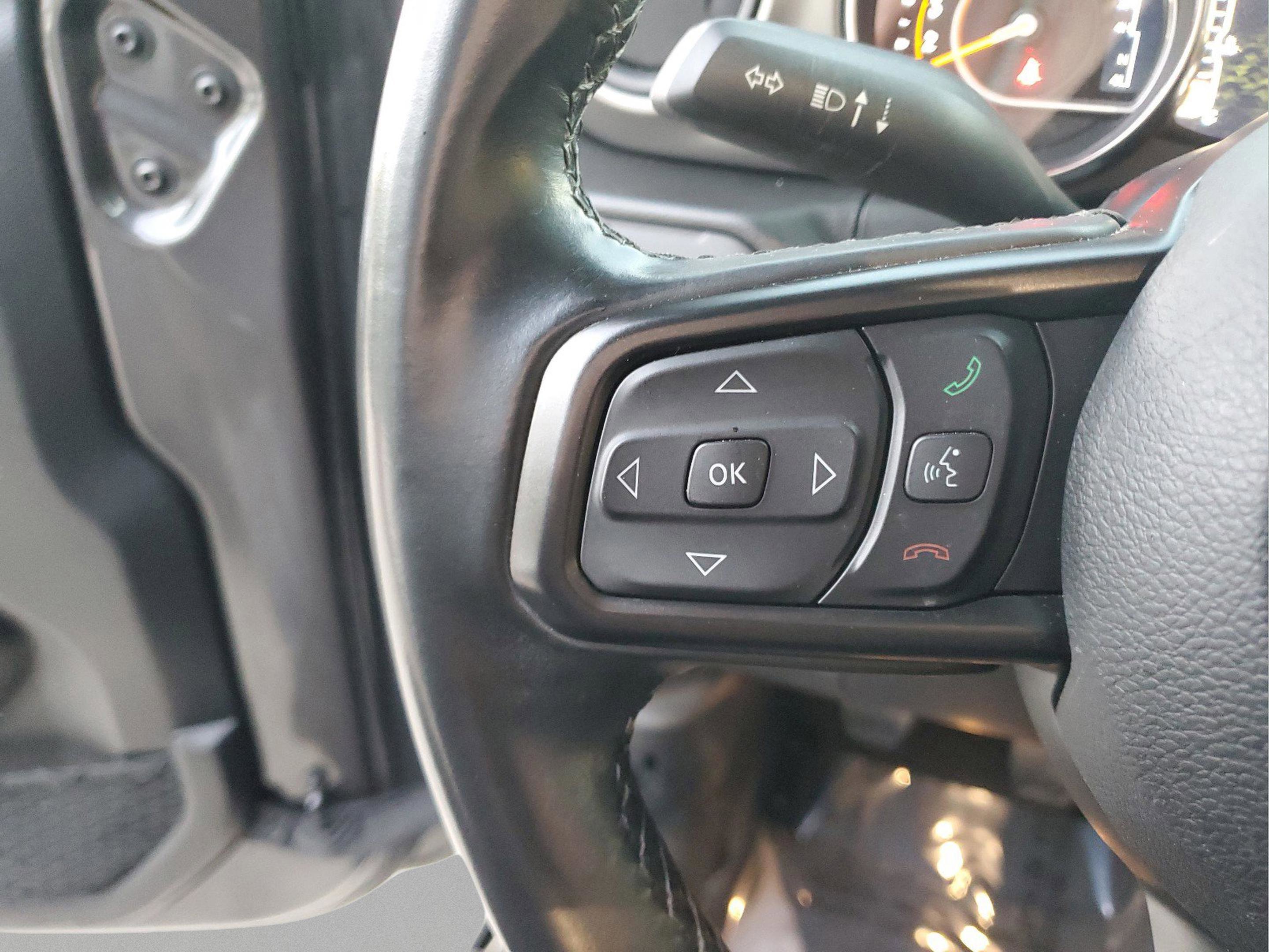 Used 2022 Jeep Wrangler Unlimited Sport w/ Sun And Sound Package image 28