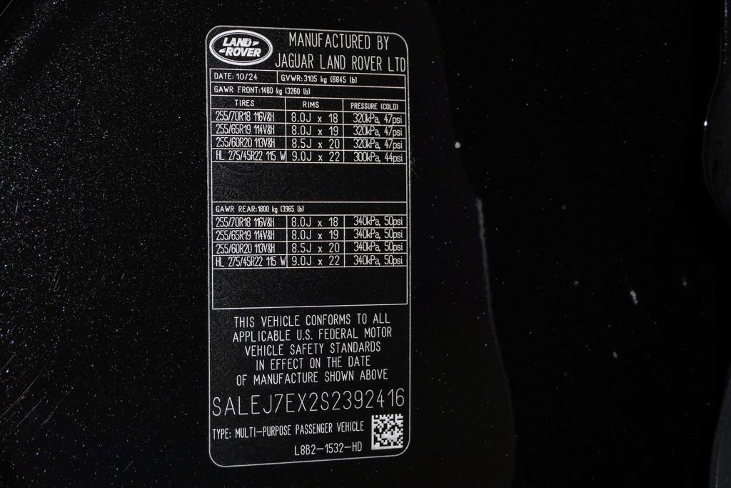 Used 2025 Land Rover Defender 110 S image 30