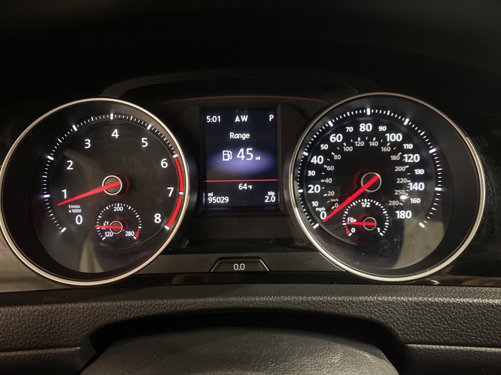 Used 2021 Volkswagen GTI SE image 14