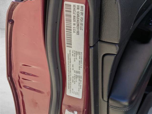 Used 2021 Jeep Grand Cherokee Laredo image 23