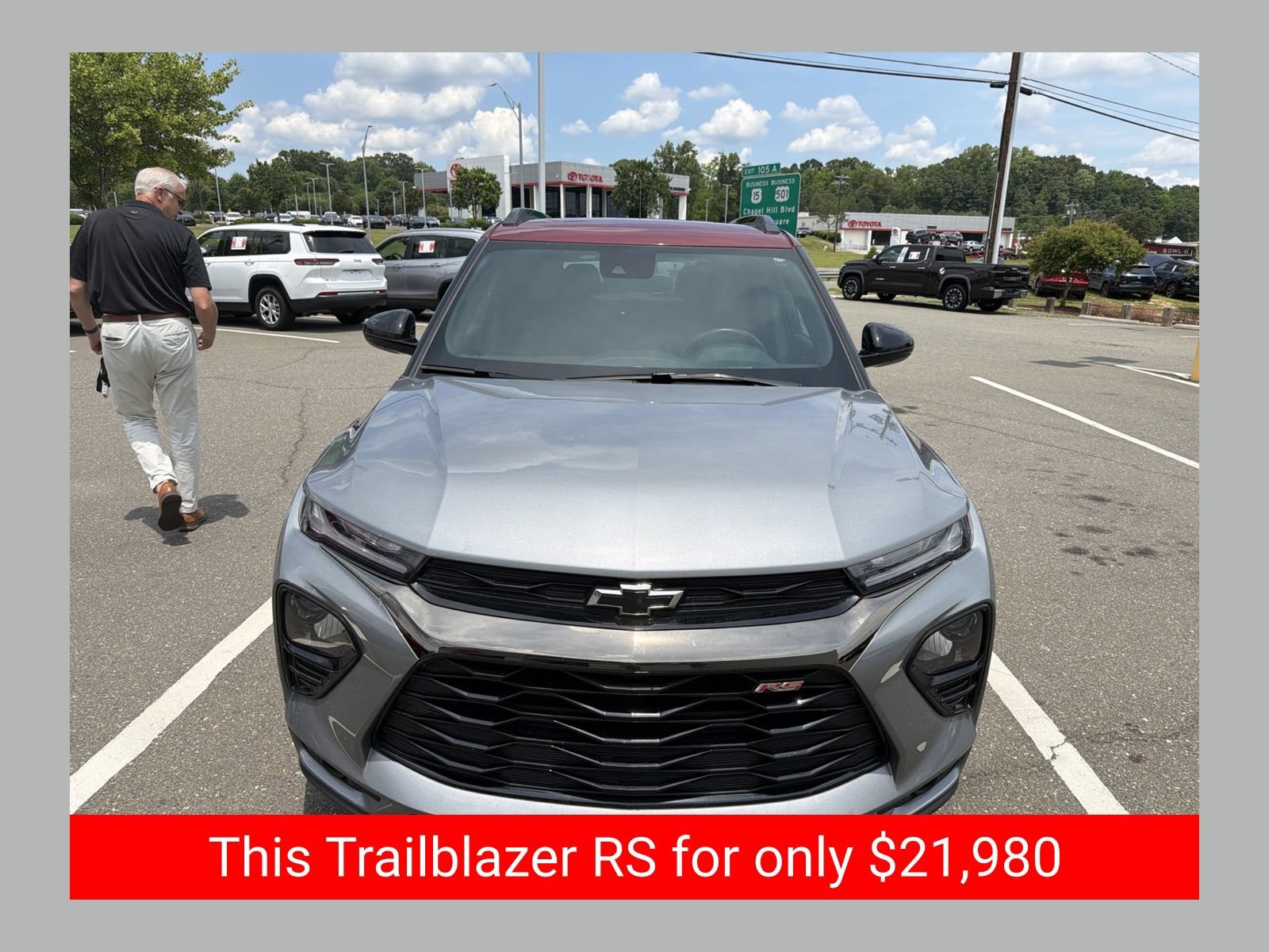 Used 2023 Chevrolet TrailBlazer RS FWD image 1