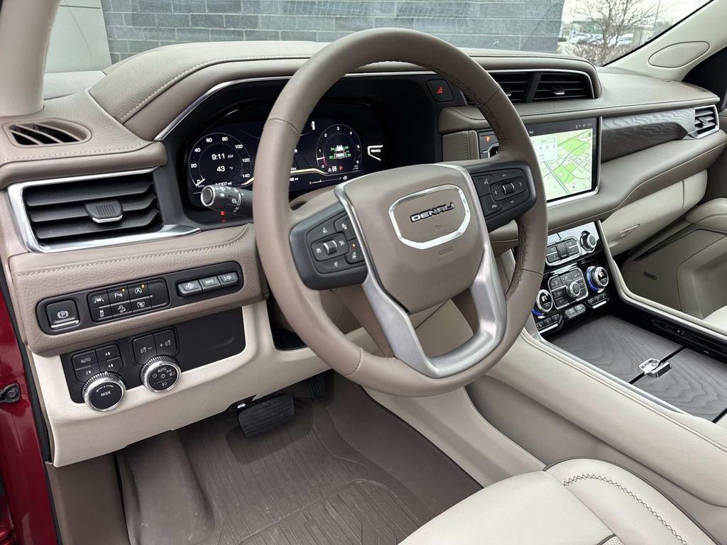 Used 2023 GMC Yukon XL Denali image 22