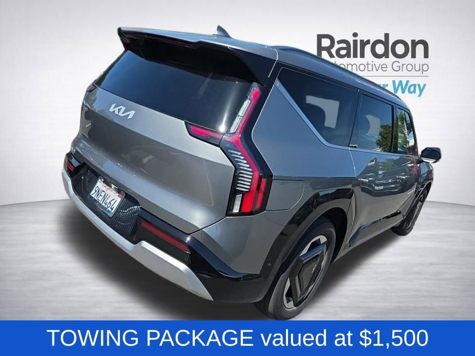 Certified 2024 Kia EV9 Land AWD/4WD image 3