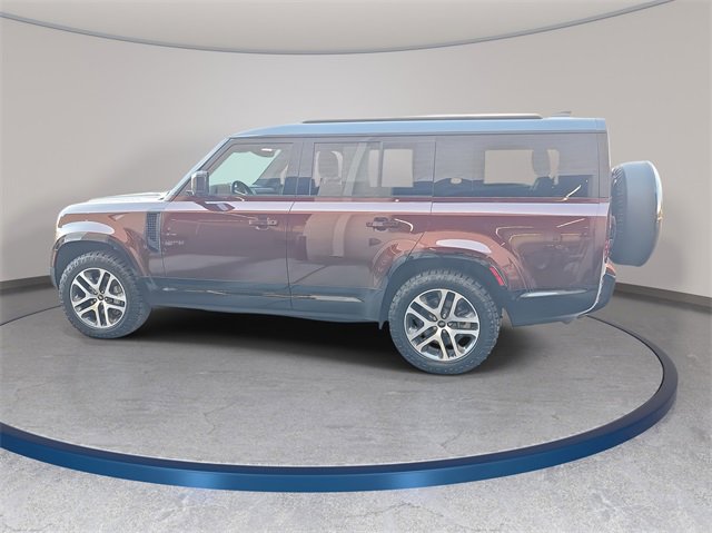 Used 2023 Land Rover Defender 130 X-Dynamic SE image 8