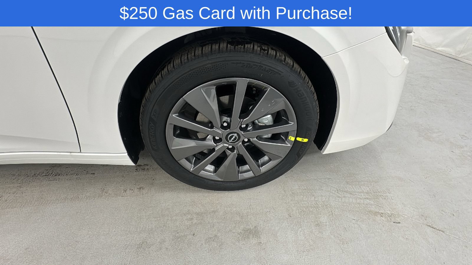 New 2026 Nissan Sentra SL w/ Floor Mat Package FWD image 9