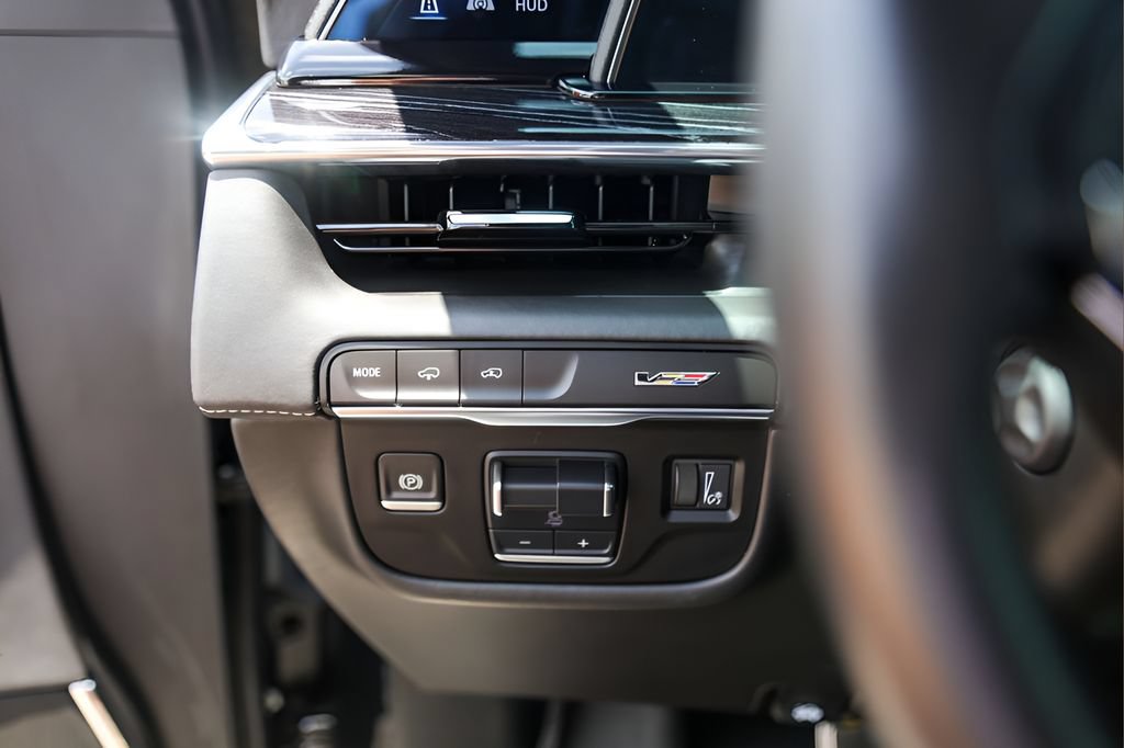 Certified 2023 Cadillac Escalade V AWD/4WD image 15