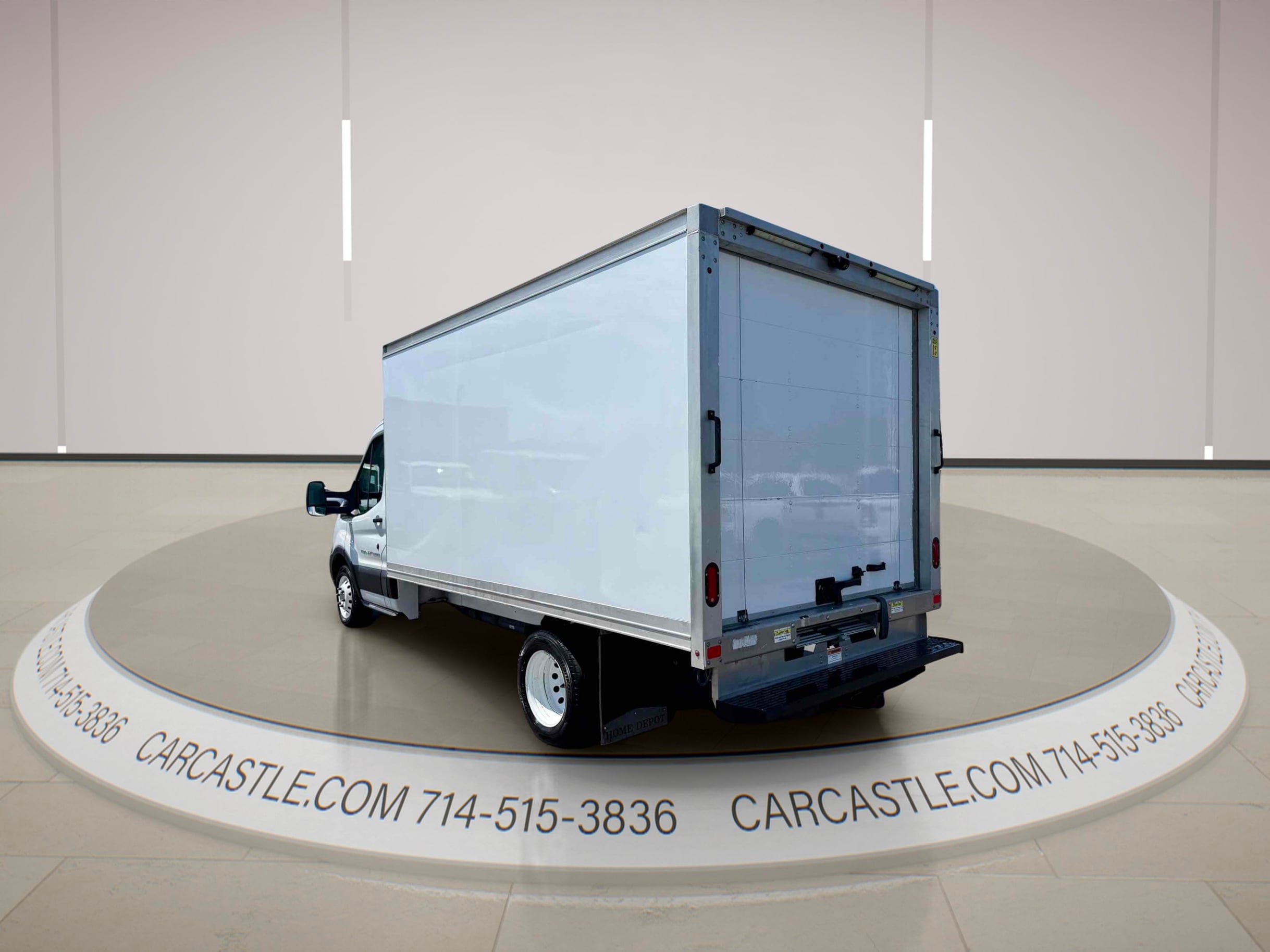 Used 2019 Ford Transit 350 156 DRW RWD image 2