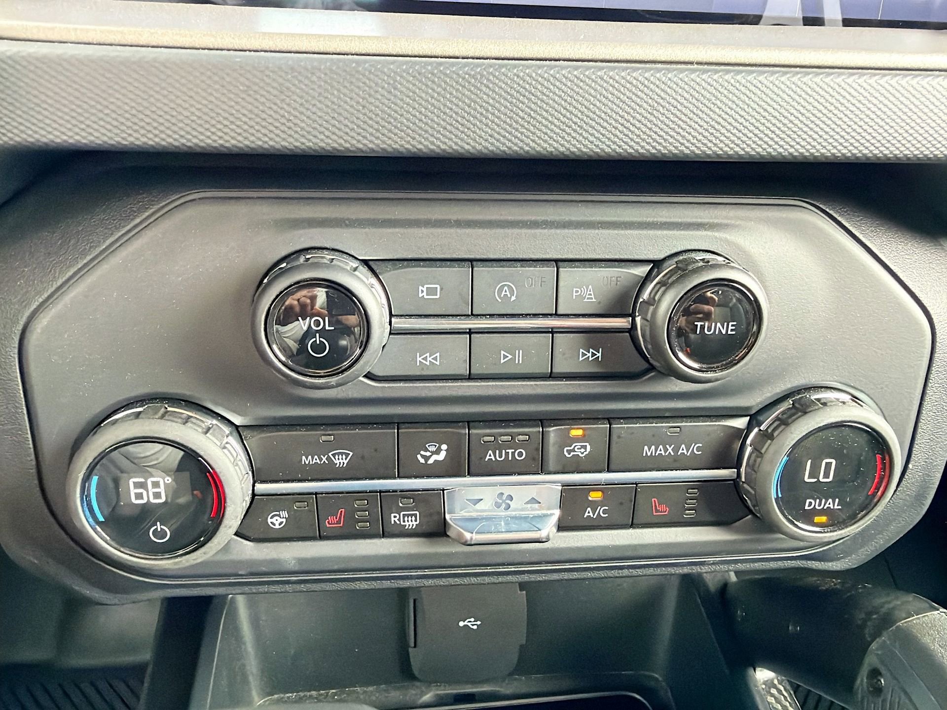 Certified 2024 Ford Bronco Raptor w/ Interior Carbon Fiber Pack 6 image 23