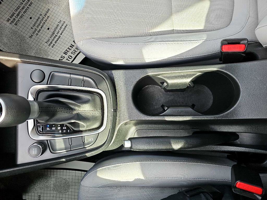 Used 2023 Hyundai Kona SEL image 32
