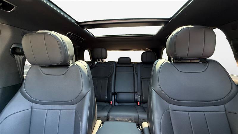 Used 2024 Land Rover Range Rover Sport SE AWD/4WD image 23