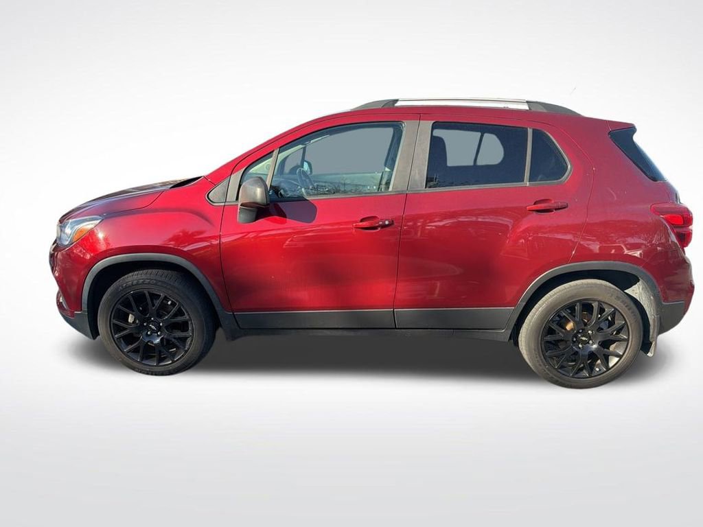 Used 2021 Chevrolet Trax LT w/ Sport Edition image 8