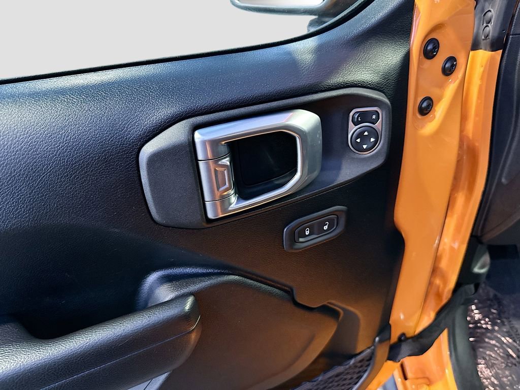 Used 2021 Jeep Wrangler Islander image 22