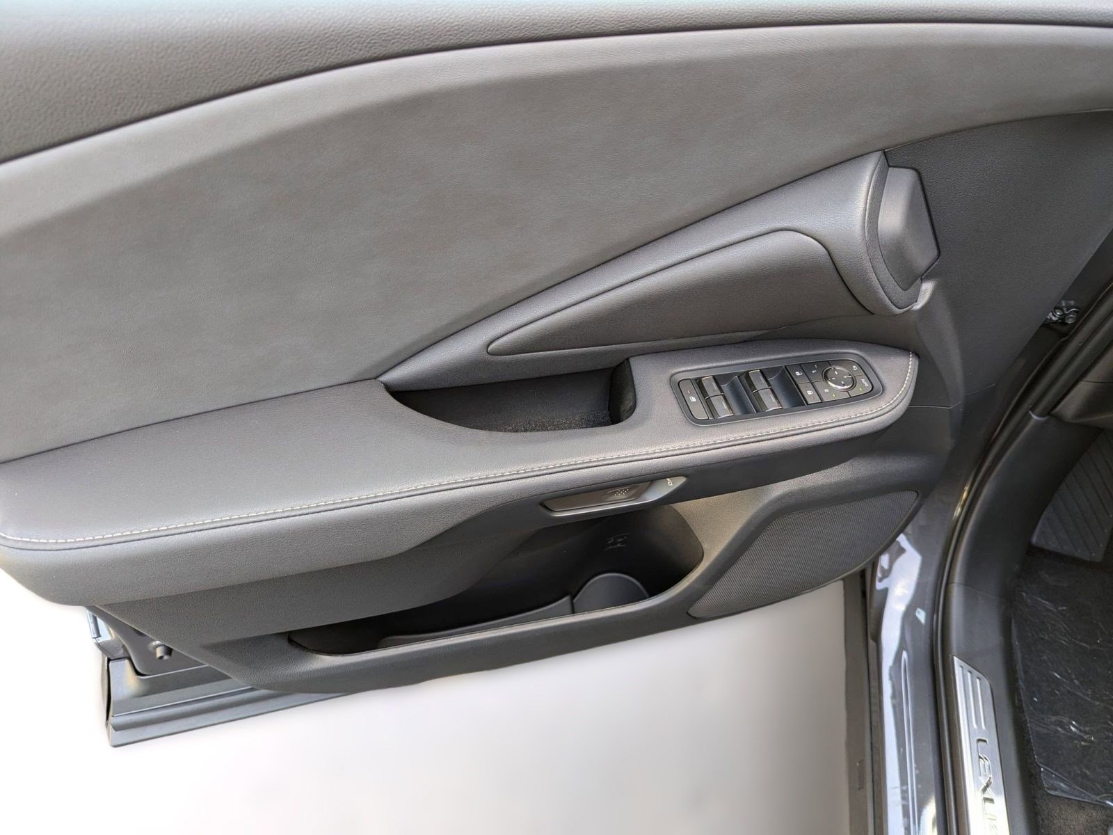 New 2025 Lexus TX 350 AWD image 12